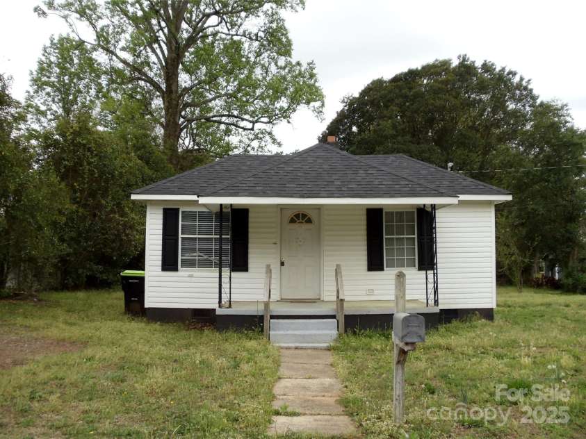 1230 Roberts Street, China Grove, NC 28023.  MLS# CAR4245902, YatesRealty ID 7117. Newer roof with architectural shingles