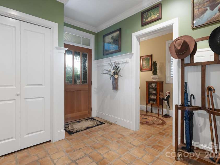 297 Crab Creek Road, Hendersonville, NC 28739.  MLS# CAR4184084, YatesRealty ID 7118. 