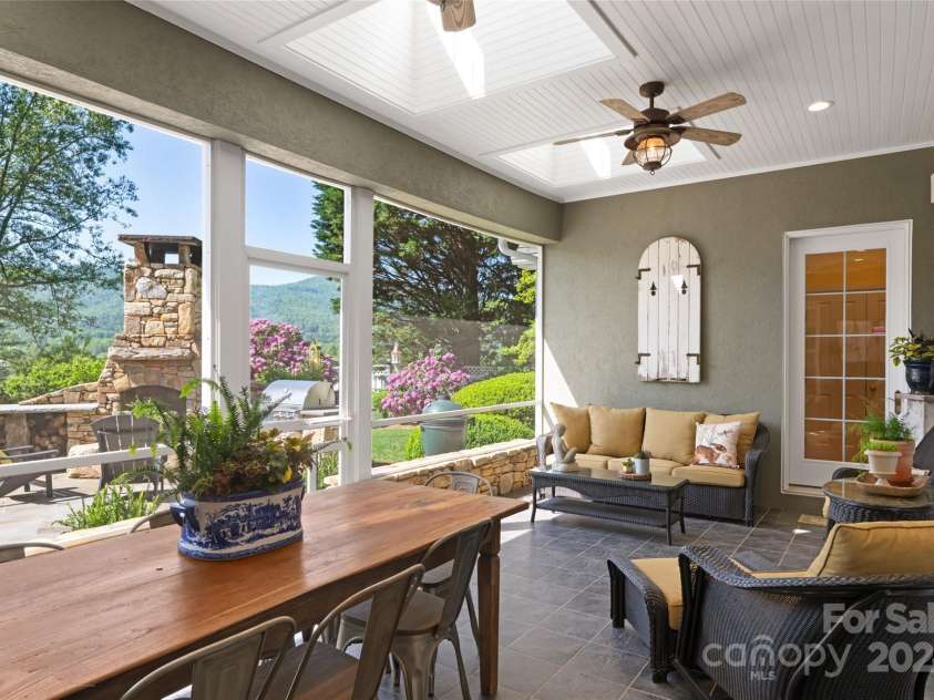 297 Crab Creek Road, Hendersonville, NC 28739.  MLS# CAR4184084, YatesRealty ID 7118. 