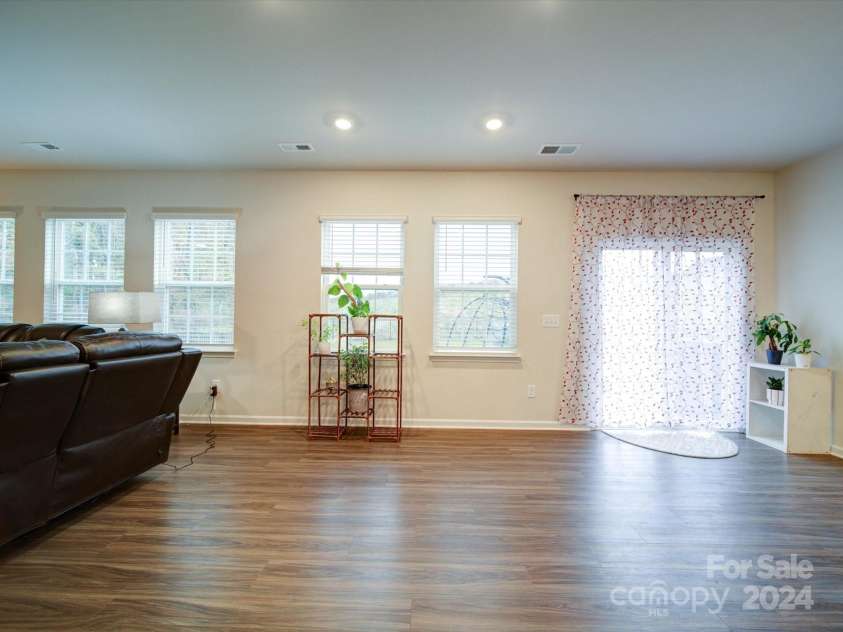 3267 Hillside Roll Road, Fort Mill, SC 29715.  MLS# CAR4205140, YatesRealty ID 7119. 