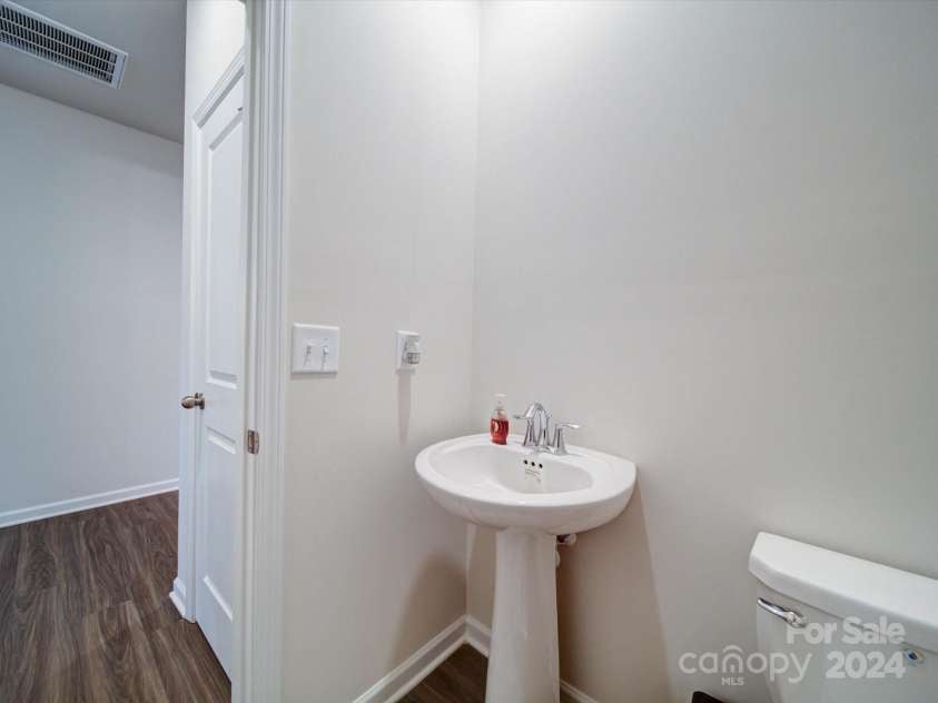 3267 Hillside Roll Road, Fort Mill, SC 29715.  MLS# CAR4205140, YatesRealty ID 7119. 