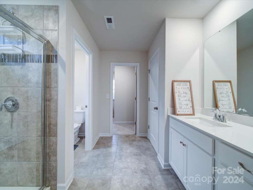 3267 Hillside Roll Road, Fort Mill, SC 29715.  MLS# CAR4205140, YatesRealty ID 7119. 