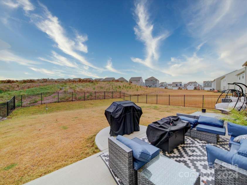 3267 Hillside Roll Road, Fort Mill, SC 29715.  MLS# CAR4205140, YatesRealty ID 7119. 