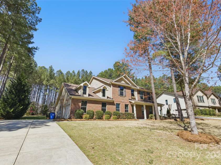 160 Belfry Loop, Mooresville, NC 28117.  MLS# CAR4235461, YatesRealty ID 7120. 