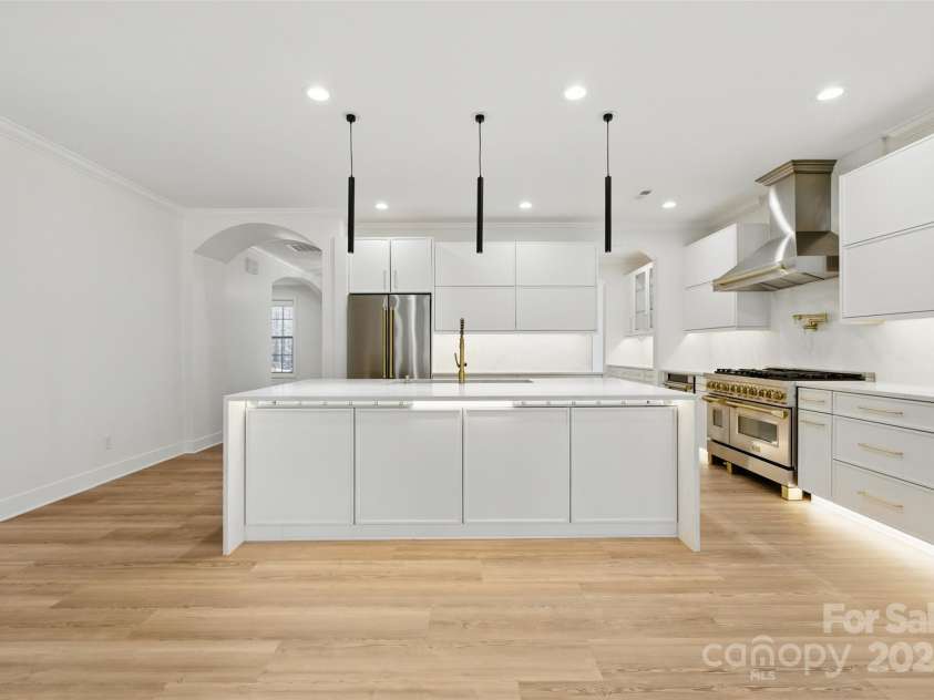 160 Belfry Loop, Mooresville, NC 28117.  MLS# CAR4235461, YatesRealty ID 7120. Kitchen