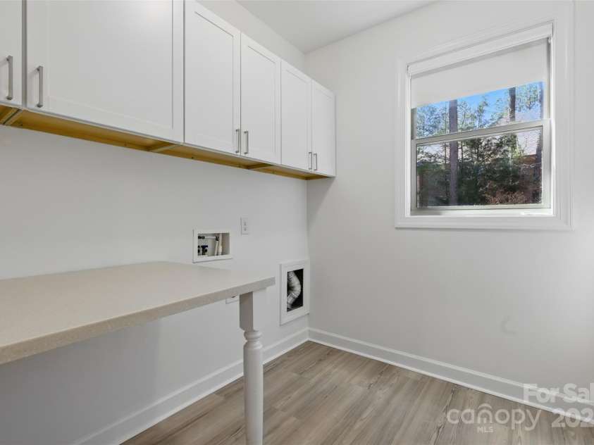 160 Belfry Loop, Mooresville, NC 28117.  MLS# CAR4235461, YatesRealty ID 7120. Laundry