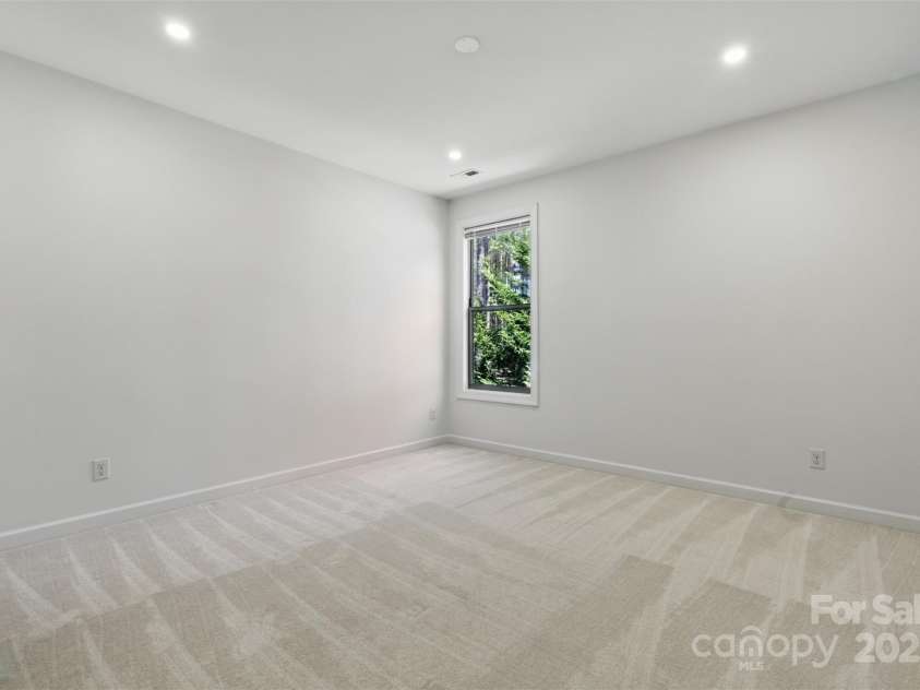 160 Belfry Loop, Mooresville, NC 28117.  MLS# CAR4235461, YatesRealty ID 7120. Upstairs Bedroom