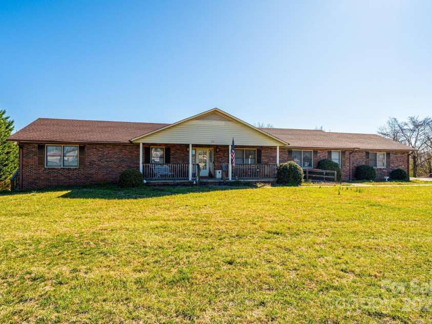 1221 Connelly Springs Road, Lenoir, NC 28645.  MLS# CAR4241302, YatesRealty ID 7121. 