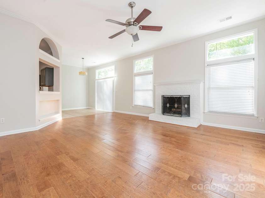 8718 Rittenhouse Circle, Charlotte, NC 28270.  MLS# CAR4246586, YatesRealty ID 7121. 