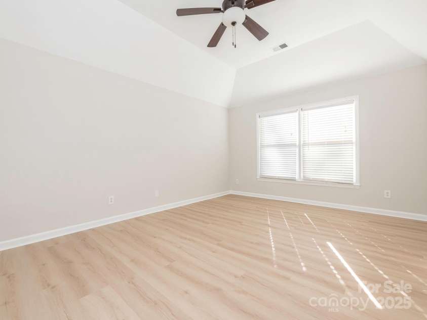 8718 Rittenhouse Circle, Charlotte, NC 28270.  MLS# CAR4246586, YatesRealty ID 7121. 