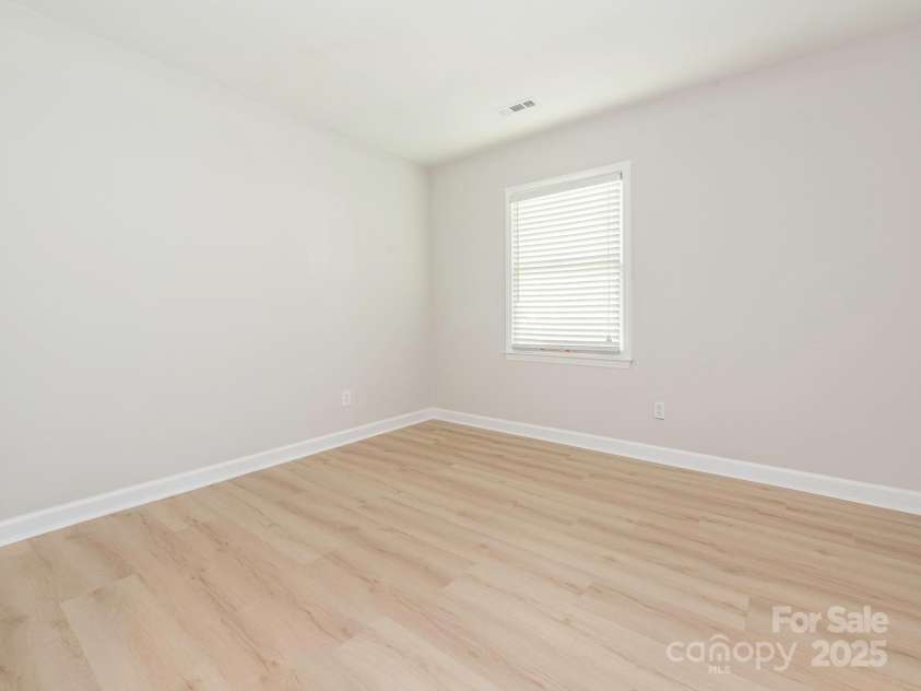 8718 Rittenhouse Circle, Charlotte, NC 28270.  MLS# CAR4246586, YatesRealty ID 7121. 