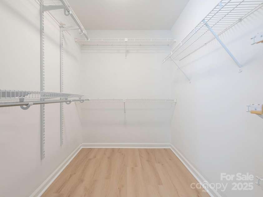 8718 Rittenhouse Circle, Charlotte, NC 28270.  MLS# CAR4246586, YatesRealty ID 7121. 