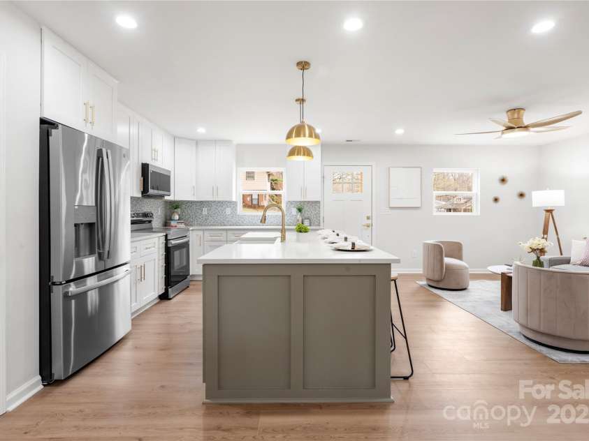 902 Mountain Street, Cherryville, NC 28021.  MLS# CAR4285812, YatesRealty ID 7122. Kitchen