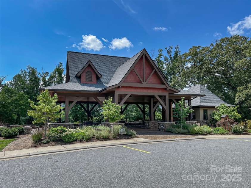 38 Chantilly Drive, Asheville, NC 28804.  MLS# CAR4245606, YatesRealty ID 7126. Pavillion