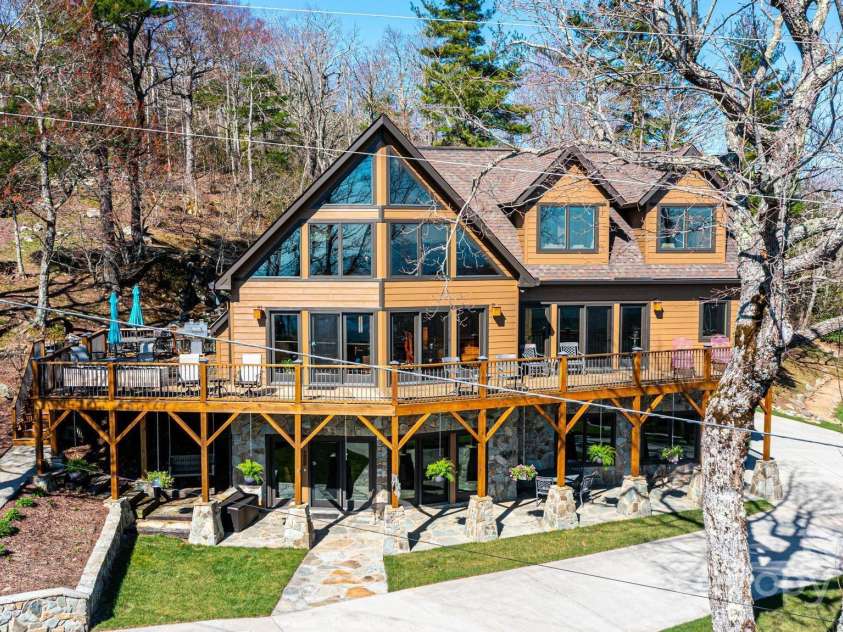 7054 Grandview Circle, Newland, NC 28657.  MLS# CAR4248984, YatesRealty ID 7127. 