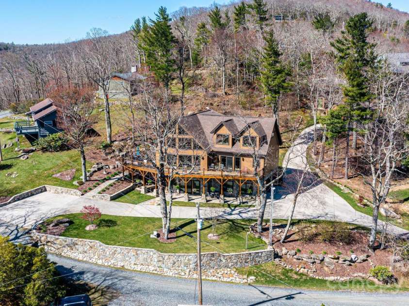 7054 Grandview Circle, Newland, NC 28657.  MLS# CAR4248984, YatesRealty ID 7127. 