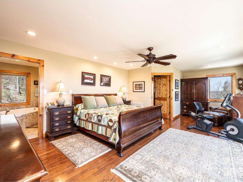 7054 Grandview Circle, Newland, NC 28657.  MLS# CAR4248984, YatesRealty ID 7127. 