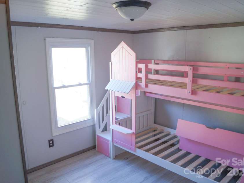105 Lane Street, Morganton, NC 28655.  MLS# CAR4203390, YatesRealty ID 7128. 3rd Bedroom