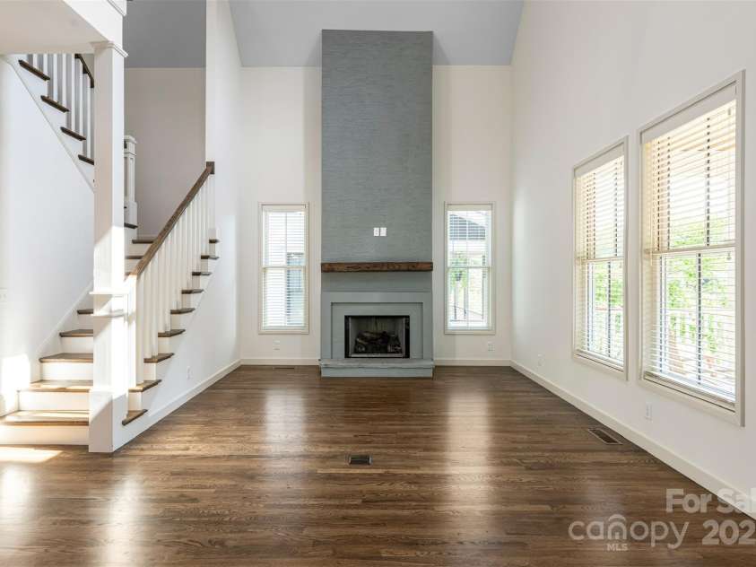 12 Fay Jones Lane, Black Mountain, NC 28711.  MLS# CAR4272405, YatesRealty ID 7128. 