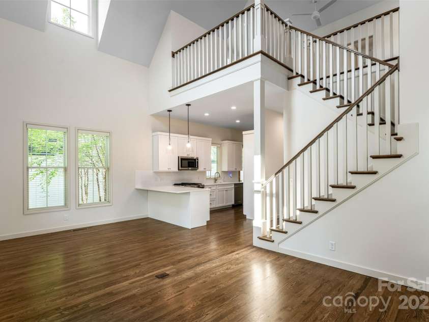 12 Fay Jones Lane, Black Mountain, NC 28711.  MLS# CAR4272405, YatesRealty ID 7128. 