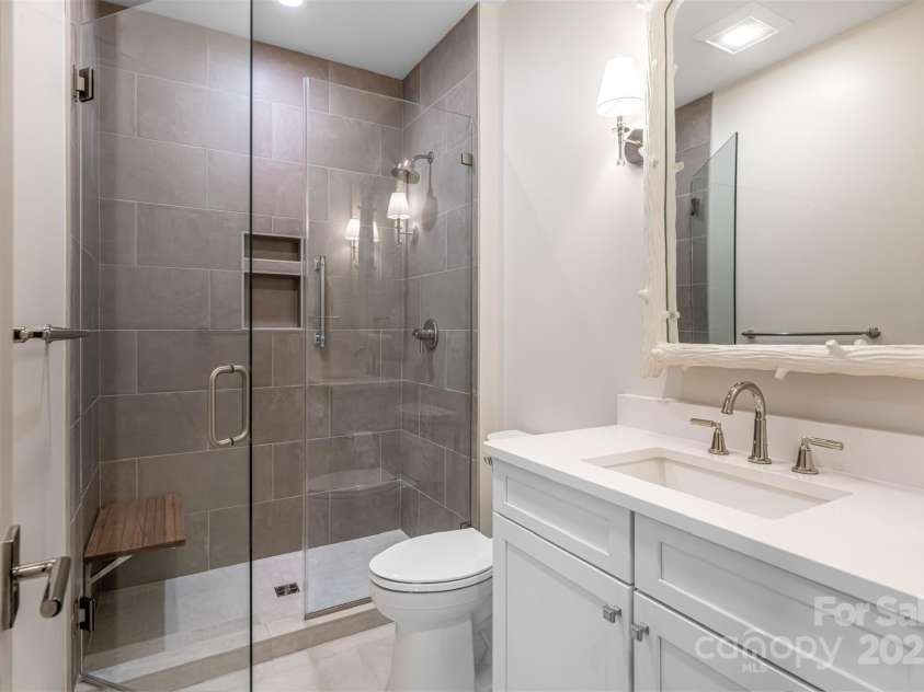 12 Fay Jones Lane, Black Mountain, NC 28711.  MLS# CAR4272405, YatesRealty ID 7128. 