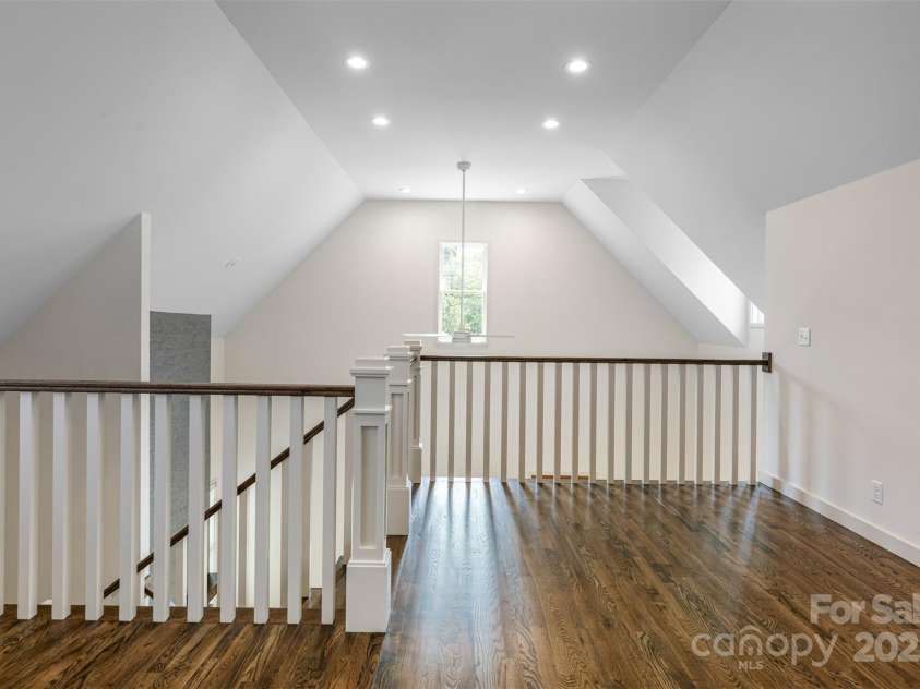 12 Fay Jones Lane, Black Mountain, NC 28711.  MLS# CAR4272405, YatesRealty ID 7128. 
