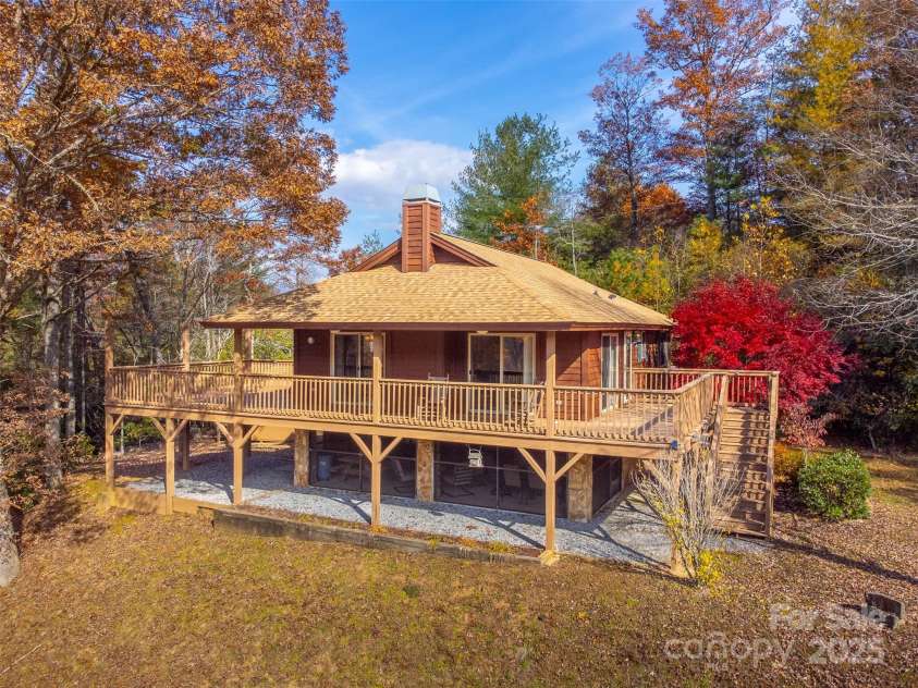 2311 Alarka Road, Bryson City, NC 28713.  MLS# CAR4316928, YatesRealty ID 713. 
