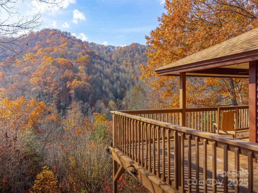2311 Alarka Road, Bryson City, NC 28713.  MLS# CAR4316928, YatesRealty ID 713. 