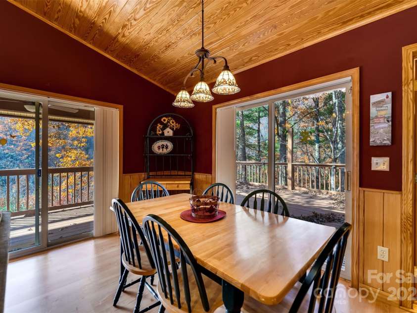 2311 Alarka Road, Bryson City, NC 28713.  MLS# CAR4316928, YatesRealty ID 713. 