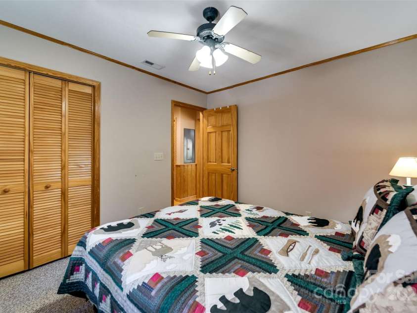 2311 Alarka Road, Bryson City, NC 28713.  MLS# CAR4316928, YatesRealty ID 713. 