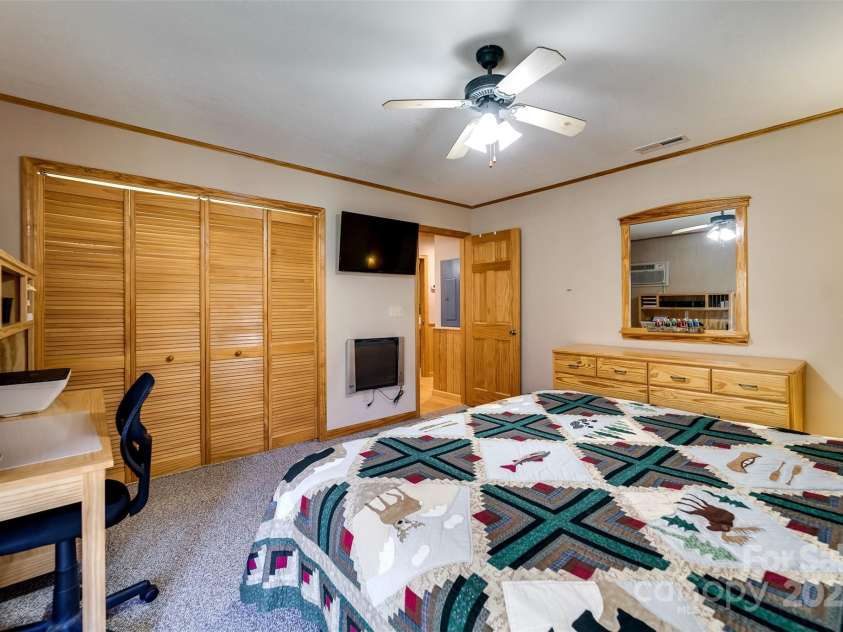 2311 Alarka Road, Bryson City, NC 28713.  MLS# CAR4316928, YatesRealty ID 713. 