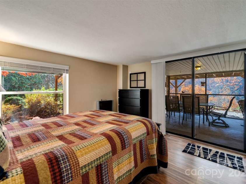 2311 Alarka Road, Bryson City, NC 28713.  MLS# CAR4316928, YatesRealty ID 713. 