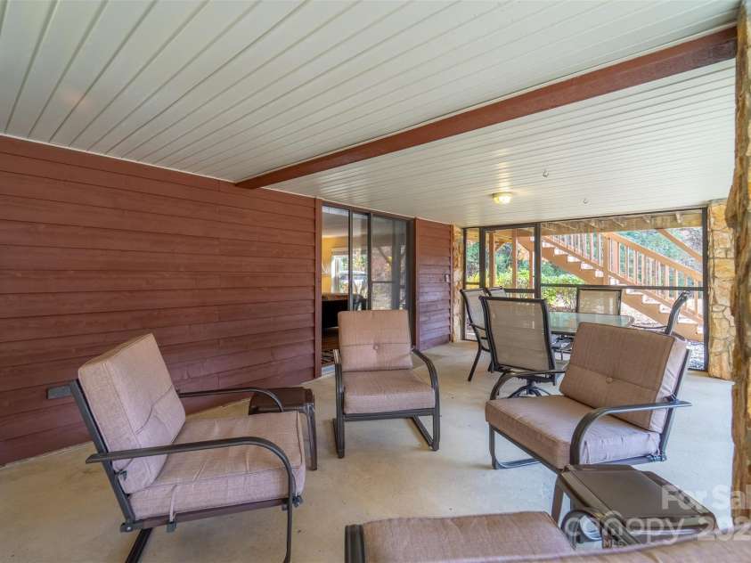 2311 Alarka Road, Bryson City, NC 28713.  MLS# CAR4316928, YatesRealty ID 713. 