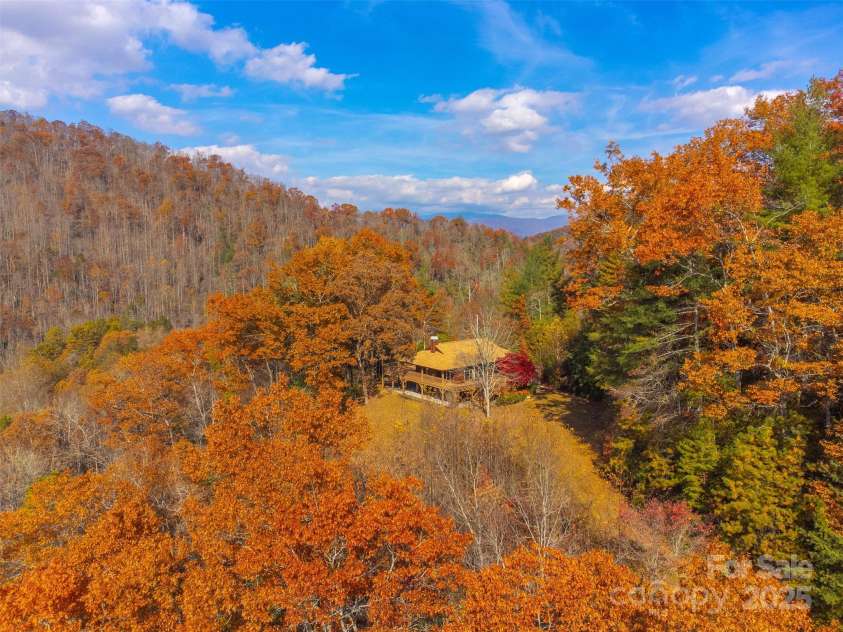 2311 Alarka Road, Bryson City, NC 28713.  MLS# CAR4316928, YatesRealty ID 713. 