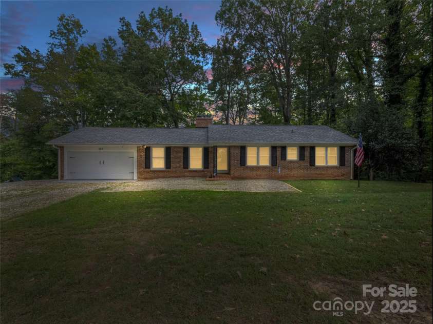 263 Blanton Street, Columbus, NC 28722.  MLS# CAR4190973, YatesRealty ID 7130. 