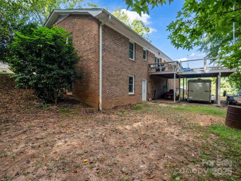 263 Blanton Street, Columbus, NC 28722.  MLS# CAR4190973, YatesRealty ID 7130. 