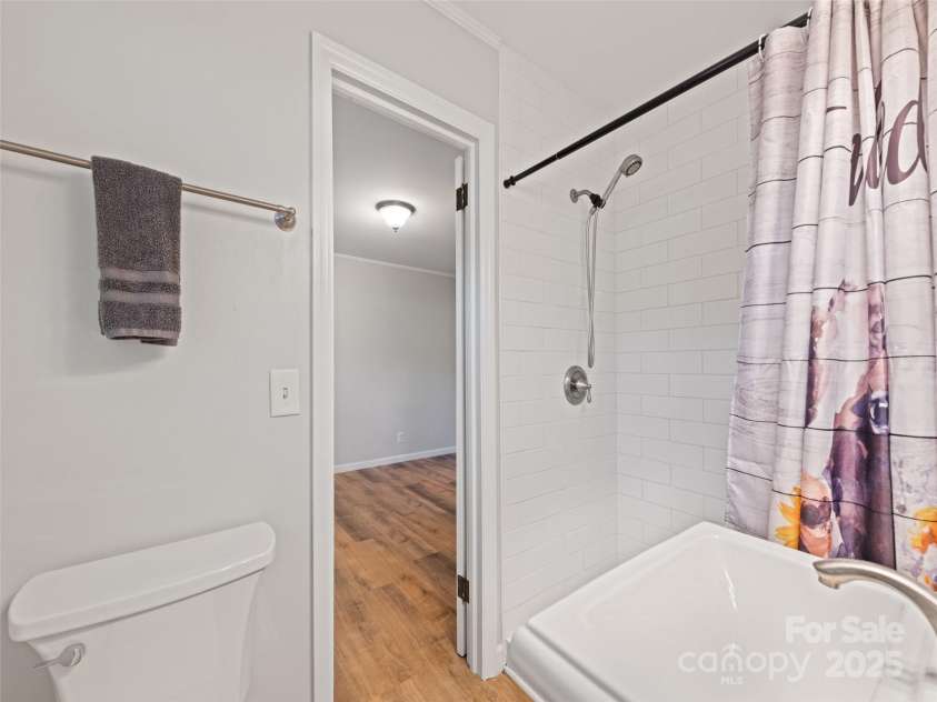 263 Blanton Street, Columbus, NC 28722.  MLS# CAR4190973, YatesRealty ID 7130. Upstairs Second Bathroom 