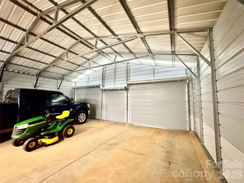 4850 Gideon Drive, Lincolnton, NC 28092.  MLS# CAR4286020, YatesRealty ID 7131. 