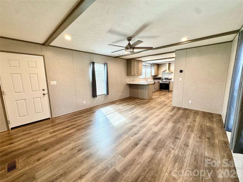 4850 Gideon Drive, Lincolnton, NC 28092.  MLS# CAR4286020, YatesRealty ID 7131. 