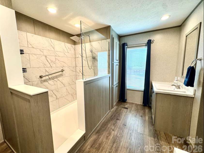 4850 Gideon Drive, Lincolnton, NC 28092.  MLS# CAR4286020, YatesRealty ID 7131. 