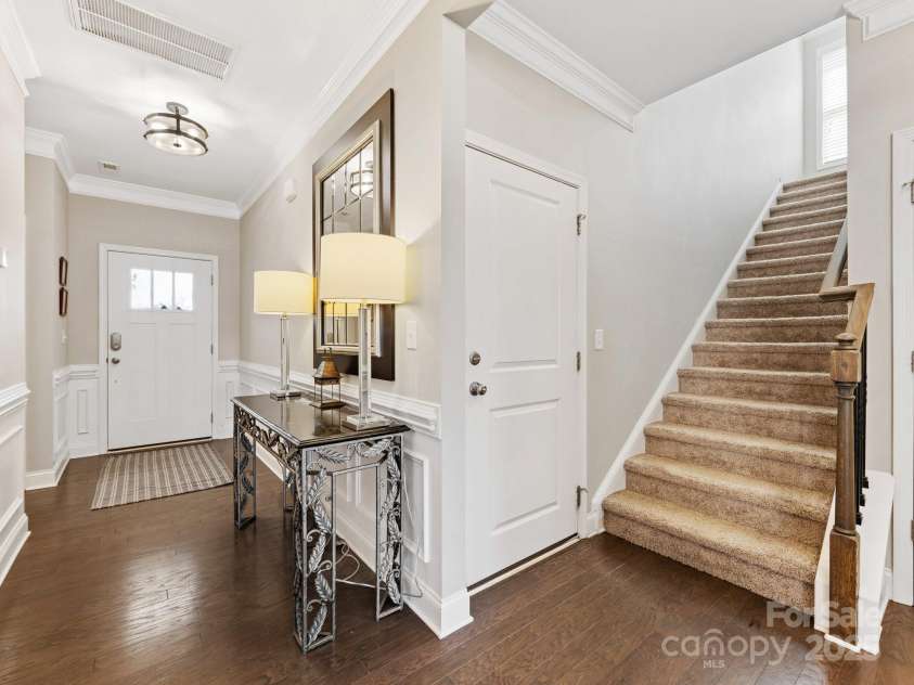121 Hanks Bluff Drive, Mooresville, NC 28117.  MLS# CAR4238800, YatesRealty ID 7132. 
