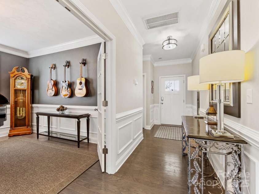 121 Hanks Bluff Drive, Mooresville, NC 28117.  MLS# CAR4238800, YatesRealty ID 7132. 