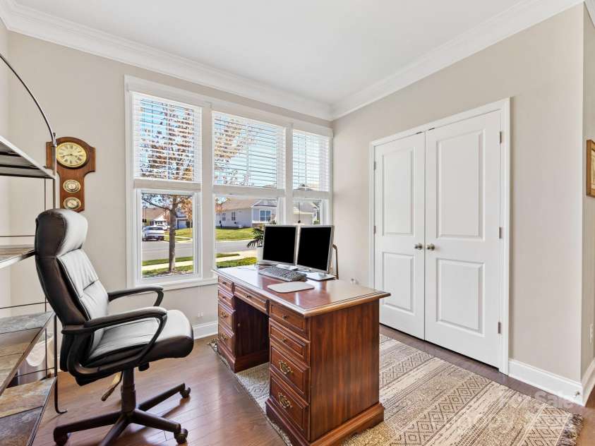 121 Hanks Bluff Drive, Mooresville, NC 28117.  MLS# CAR4238800, YatesRealty ID 7132. 