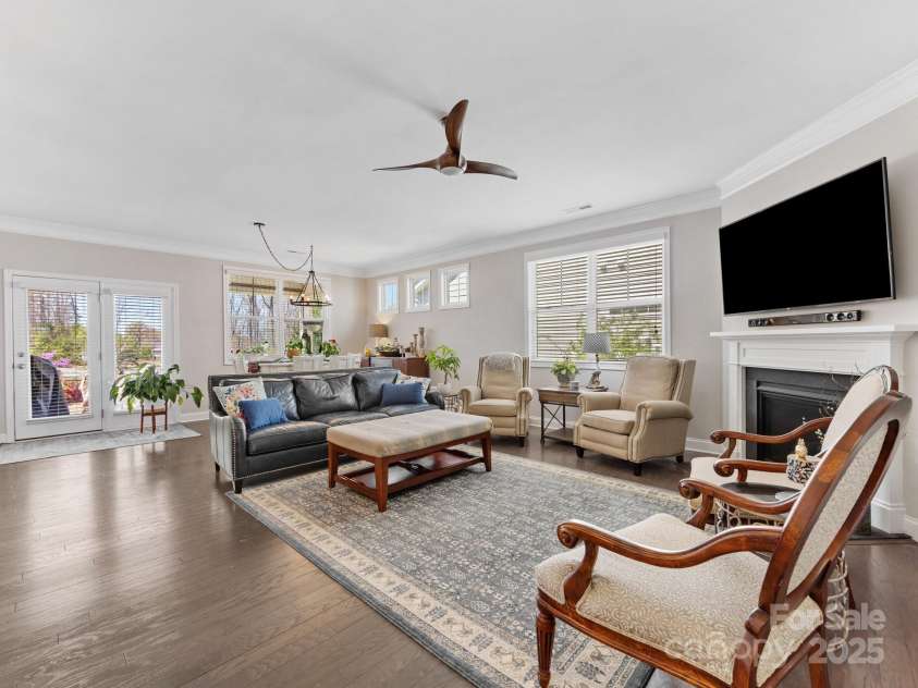 121 Hanks Bluff Drive, Mooresville, NC 28117.  MLS# CAR4238800, YatesRealty ID 7132. 