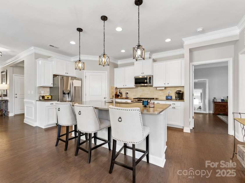 121 Hanks Bluff Drive, Mooresville, NC 28117.  MLS# CAR4238800, YatesRealty ID 7132. 