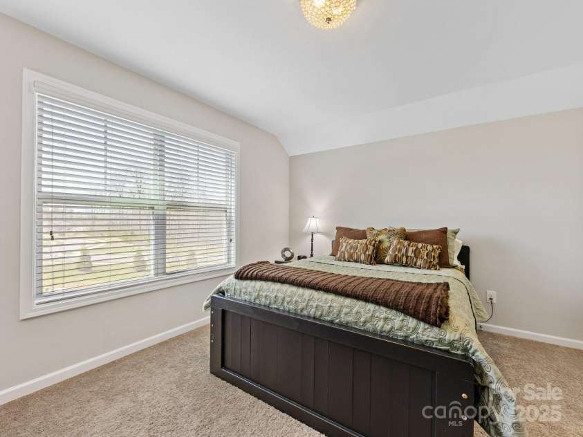 121 Hanks Bluff Drive, Mooresville, NC 28117.  MLS# CAR4238800, YatesRealty ID 7132. 