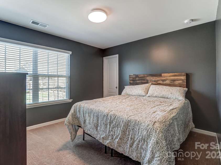 10321 Solar Way, Charlotte, NC 28278.  MLS# CAR4234533, YatesRealty ID 7133. 3rd bedroom