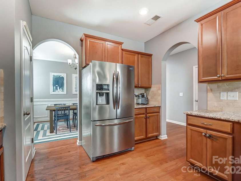 10321 Solar Way, Charlotte, NC 28278.  MLS# CAR4234533, YatesRealty ID 7133. 