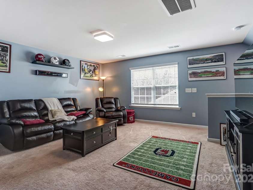 10321 Solar Way, Charlotte, NC 28278.  MLS# CAR4234533, YatesRealty ID 7133. 