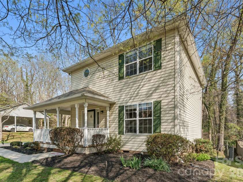 154 Lilly Avenue, Salisbury, NC 28144.  MLS# CAR4362819, YatesRealty ID 7135. 